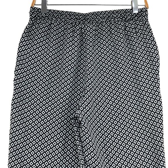 Chicos Womens Size 0 US 4 Pants Geometric Print Wide Leg Pull On Black TINY FLAW - Picture 8 of 15